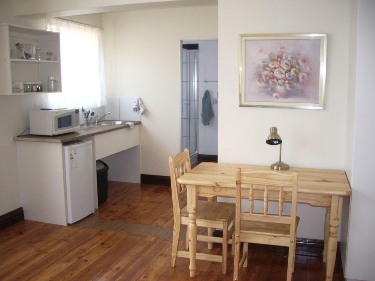Dee'S Bnb Pretoria-Noord Exteriér fotografie